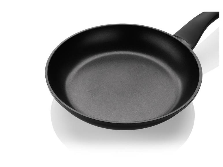 ERNESTO® Aluguss-Pfanne, Ø 24 cm Kauf eins, bekomm eins gratis