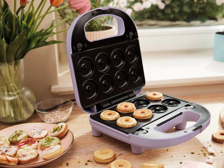 SILVERCREST® KITCHEN TOOLS Waffeleisen »SWEW 750 D4«, mit Wechselplatten Meist gekauft