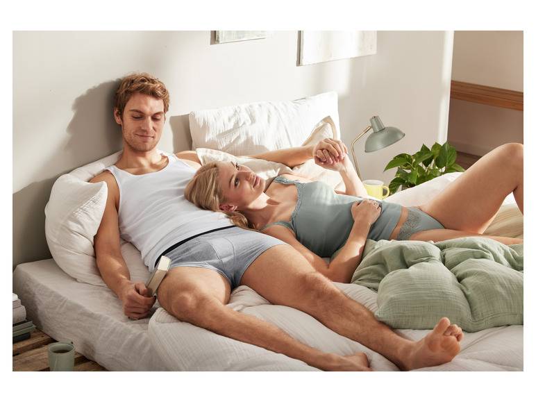 LIVERGY® Herren Boxer, 3 Stück, mit hohem Baumwollanteil zollfrei