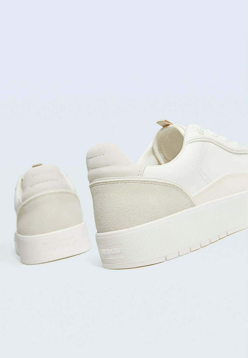 Stradivarius Stradivarius CONTRAST - Trainers - white im Angebot