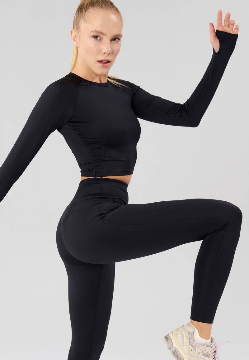 Even&Odd active Even&Odd active Long sleeved top - black Begrenzt auf 3 Tage
