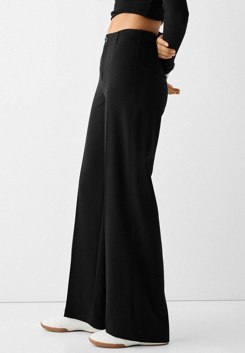 Bershka Bershka WIDE TAILORED - Trousers - black zollfrei