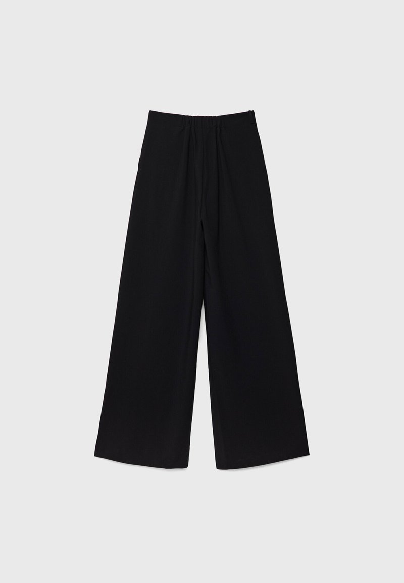 Stradivarius Stradivarius WITH BUCKLE DETAIL - Trousers - black 50% Rabatt für begrenzte Zeit