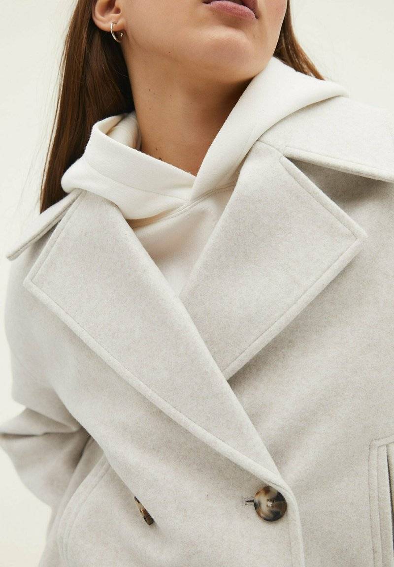 Stradivarius Stradivarius SOFT WRAP - Blazer - stone Online