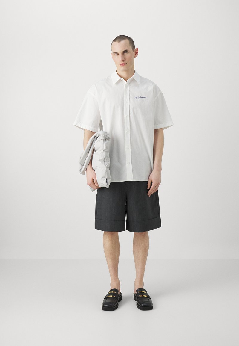 Les Benjamins Les Benjamins UNISEX - Shorts - black Osterangebot