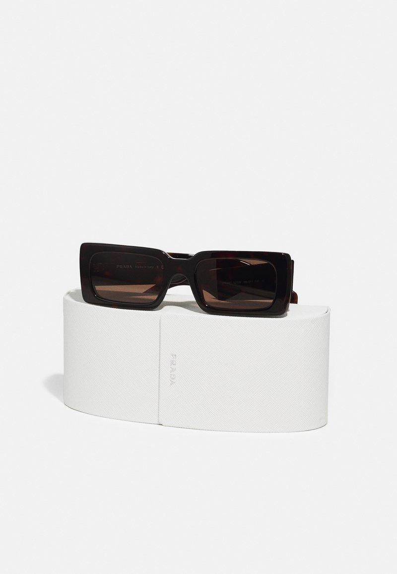 Prada Prada UNISEX - Sunglasses - marrone scuro Vatertagsangebot