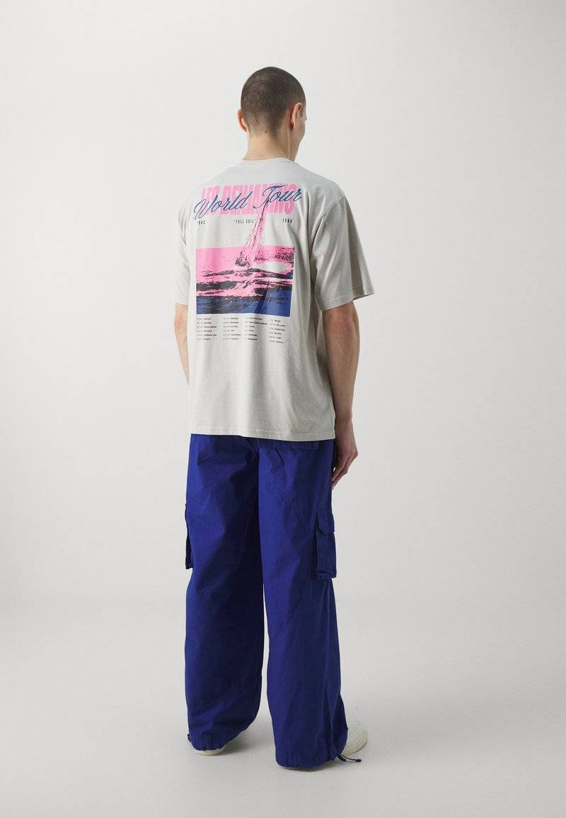 Les Benjamins Les Benjamins PANT UNISEX - Cargo trousers - blue Jubiläumsangebot