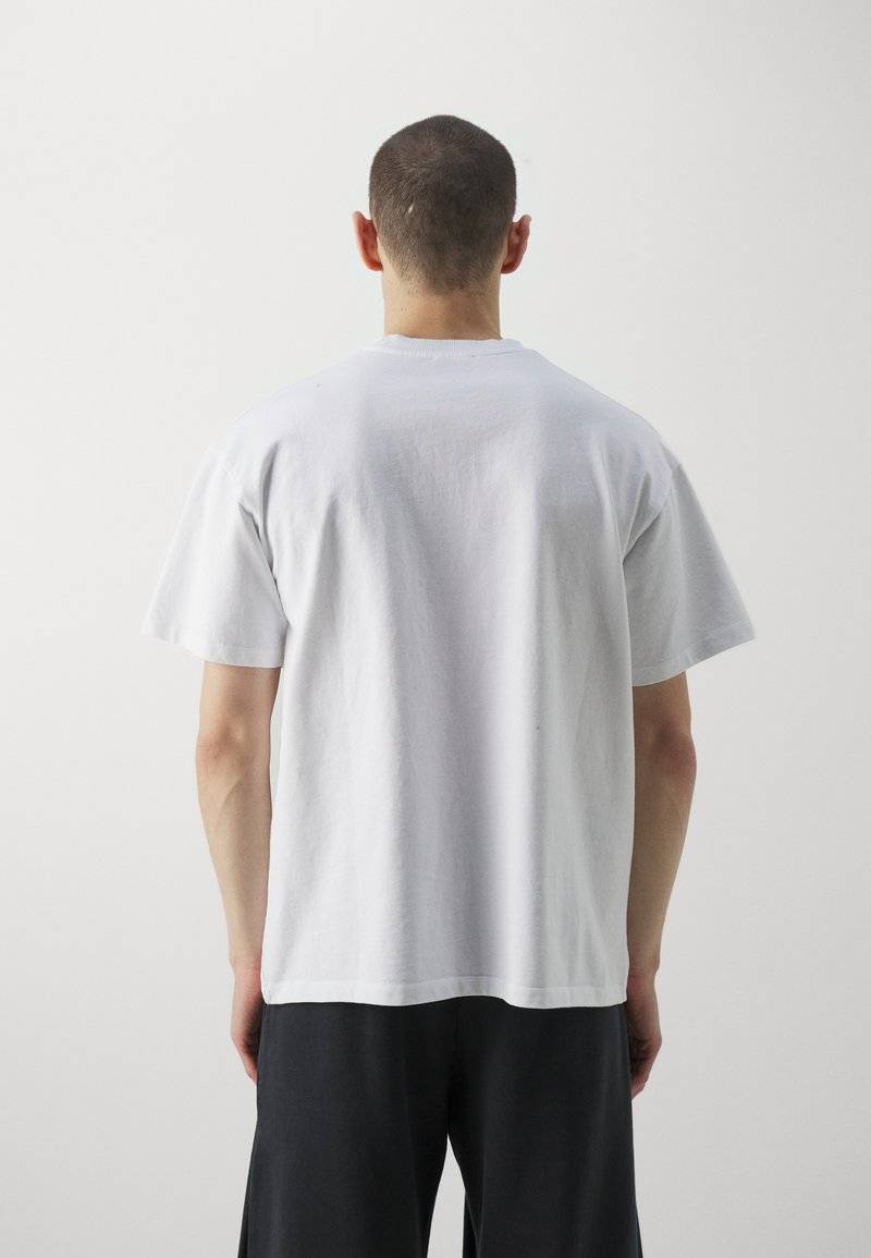 AVAVAV AVAVAV OLD LADY UNISEX - Basic T-shirt - blanc Bestseller