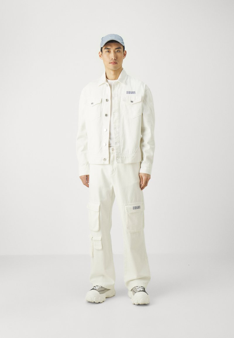 Les Benjamins Les Benjamins JACKET UNISEX - Denim jacket - white Super Sparpreis