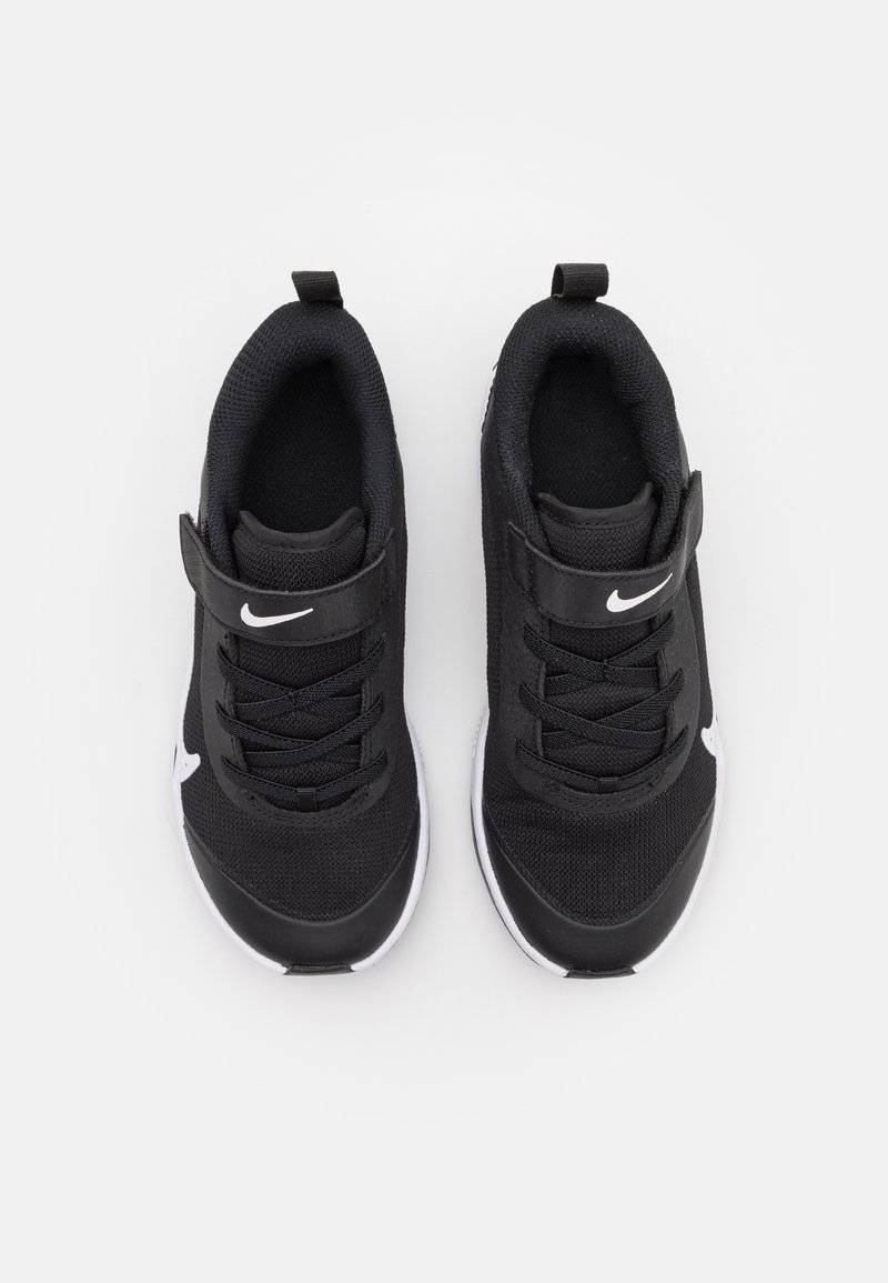 Nike Performance Nike Performance OMNI MULTI COURT - Training shoe 50% Rabatt für begrenzte Zeit