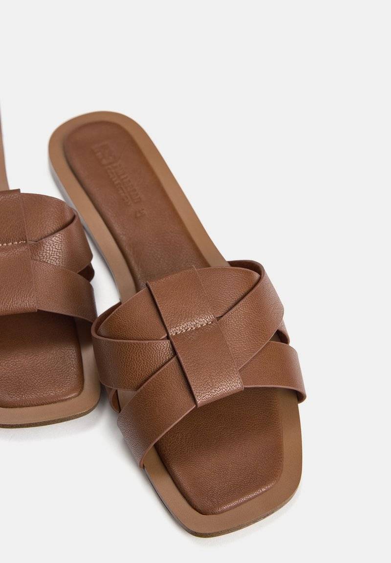 PULL&BEAR PULL&BEAR FLAT - Mules - brown Riesige Ersparnisse