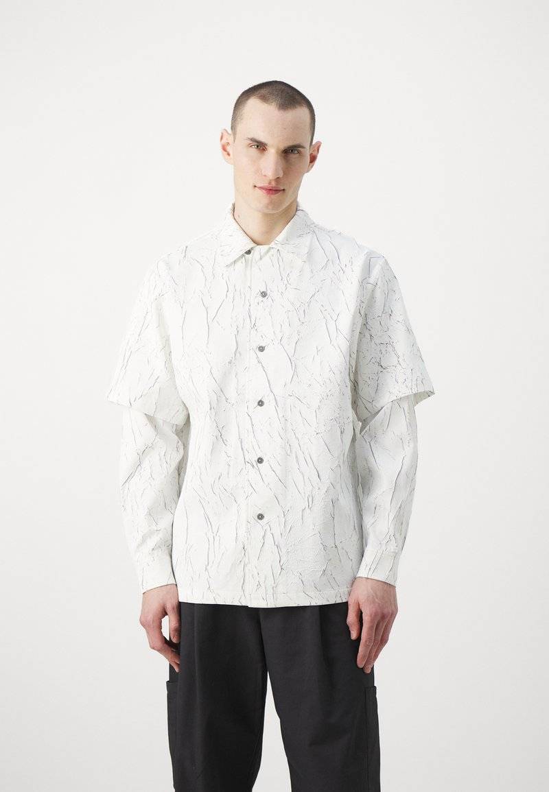 Han Kjøbenhavn Han Kjøbenhavn WRINKLE TWO LAYERED UNISEX - Shirt - white Kostenloser Versand international