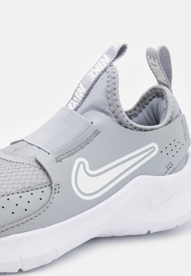 Nike Performance Nike Performance FLEX RUNNER 3 UNISEX - Competition running shoes Blitzangebot