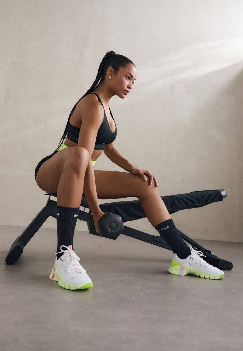 Nike Performance Nike Performance FREE METCON 5 - Training shoe Rabatt
