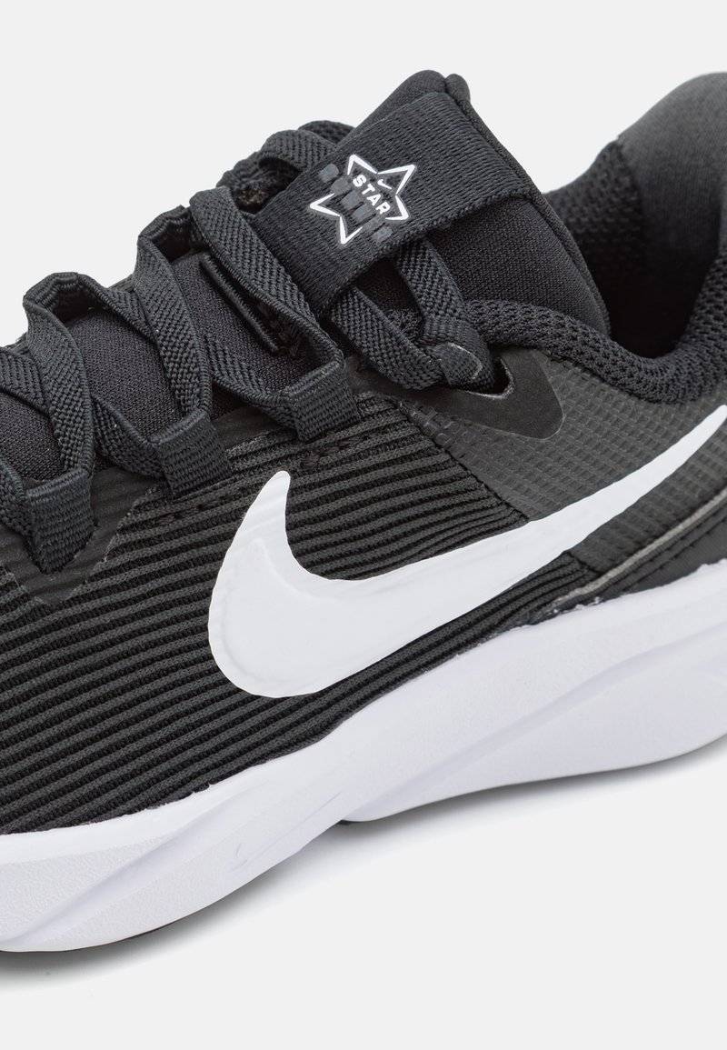 Nike Performance Nike Performance STAR RUNNER - Competition running shoes Online Shopping