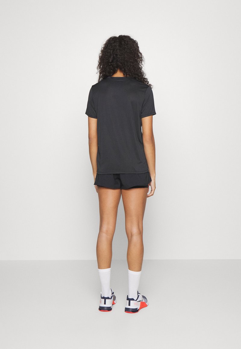 Nike Performance Nike Performance TEE - Sports T-shirt Bis zu 50% Rabatt