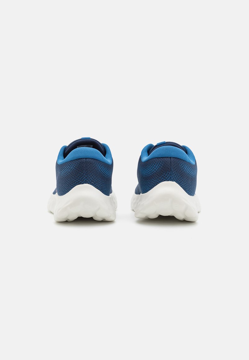 New Balance New Balance 520V8 UNISEX - Competition running shoes - navy Bis zu 65% Rabatt