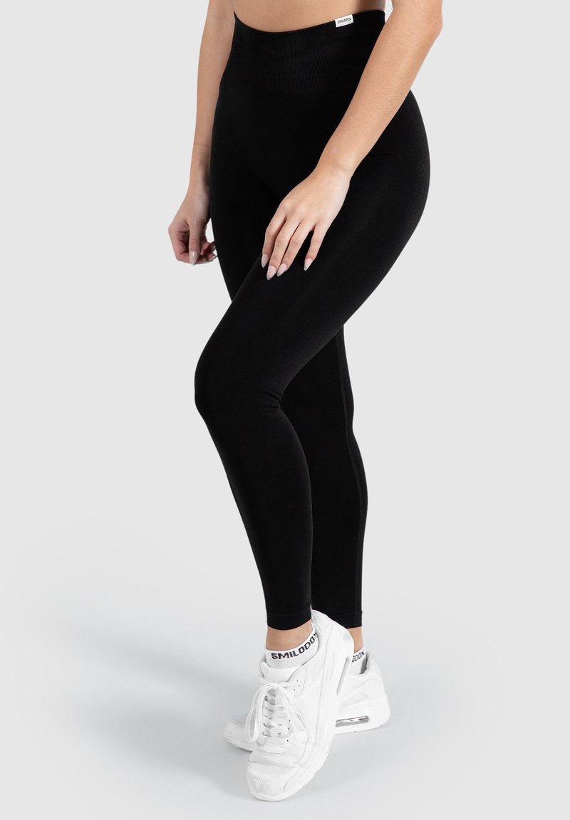 Smilodox Smilodox AMAZE SCRUNCH - Leggings - schwarz Nur noch ein Tag übrig
