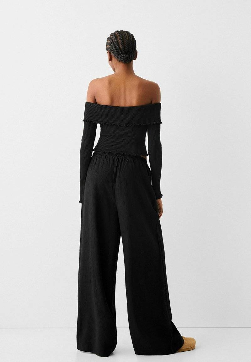 Bershka Bershka Trousers - black Günstiger Verkauf