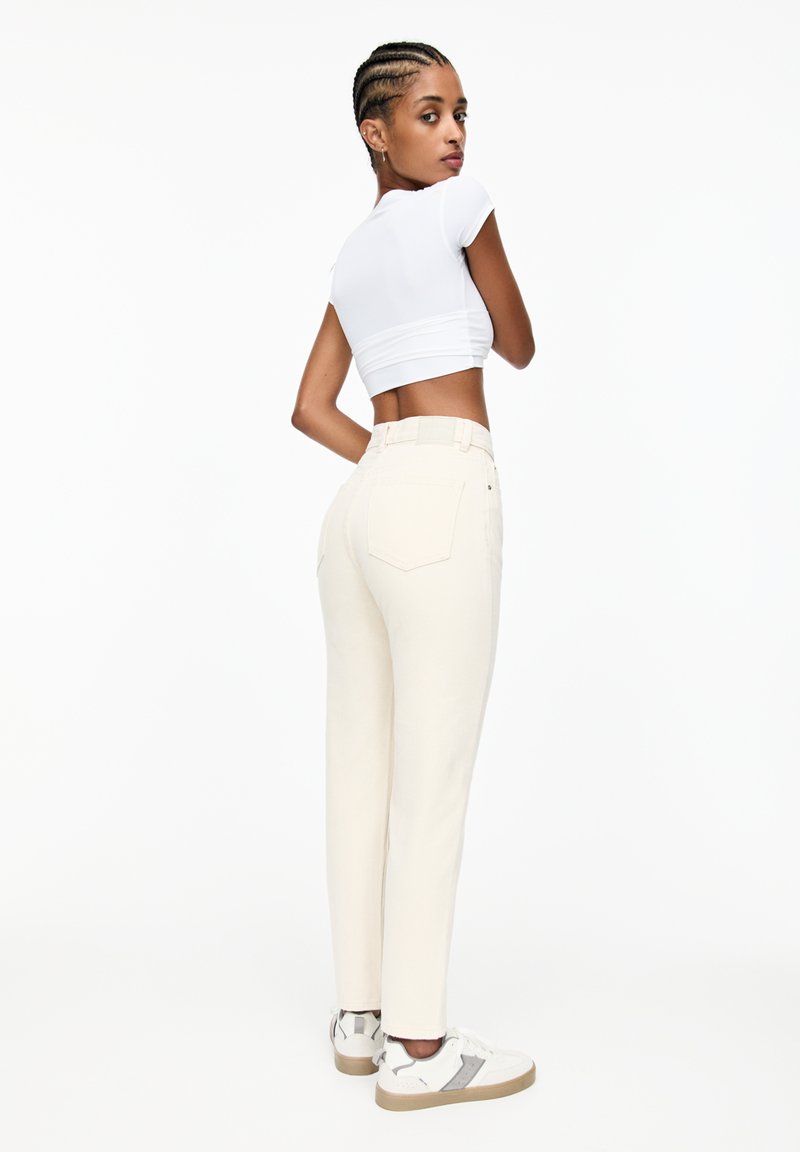 PULL&BEAR PULL&BEAR MOM - Slim fit jeans - beige Blitzverkäufe