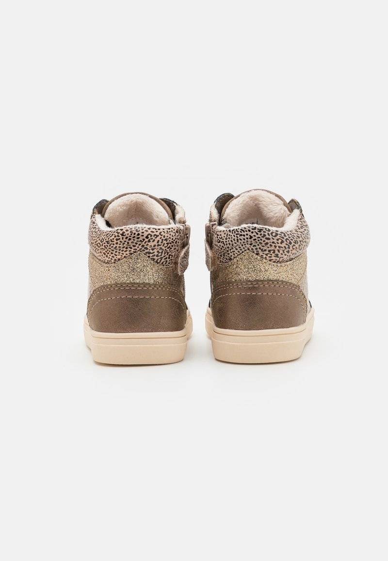 Friboo Friboo High-top trainers - bronze Bis zu 65% Rabatt