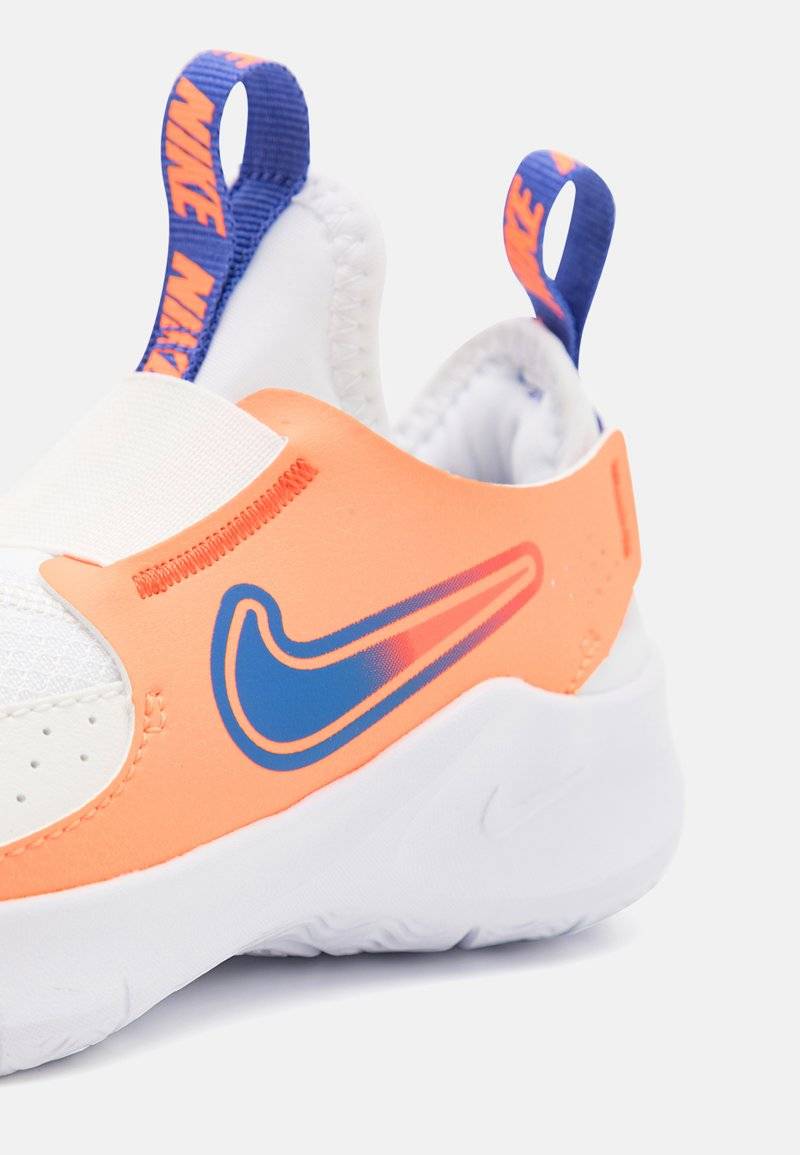 Nike Performance Nike Performance FLEX RUNNER 3 UNISEX - Competition running shoes Riesige Rabatte