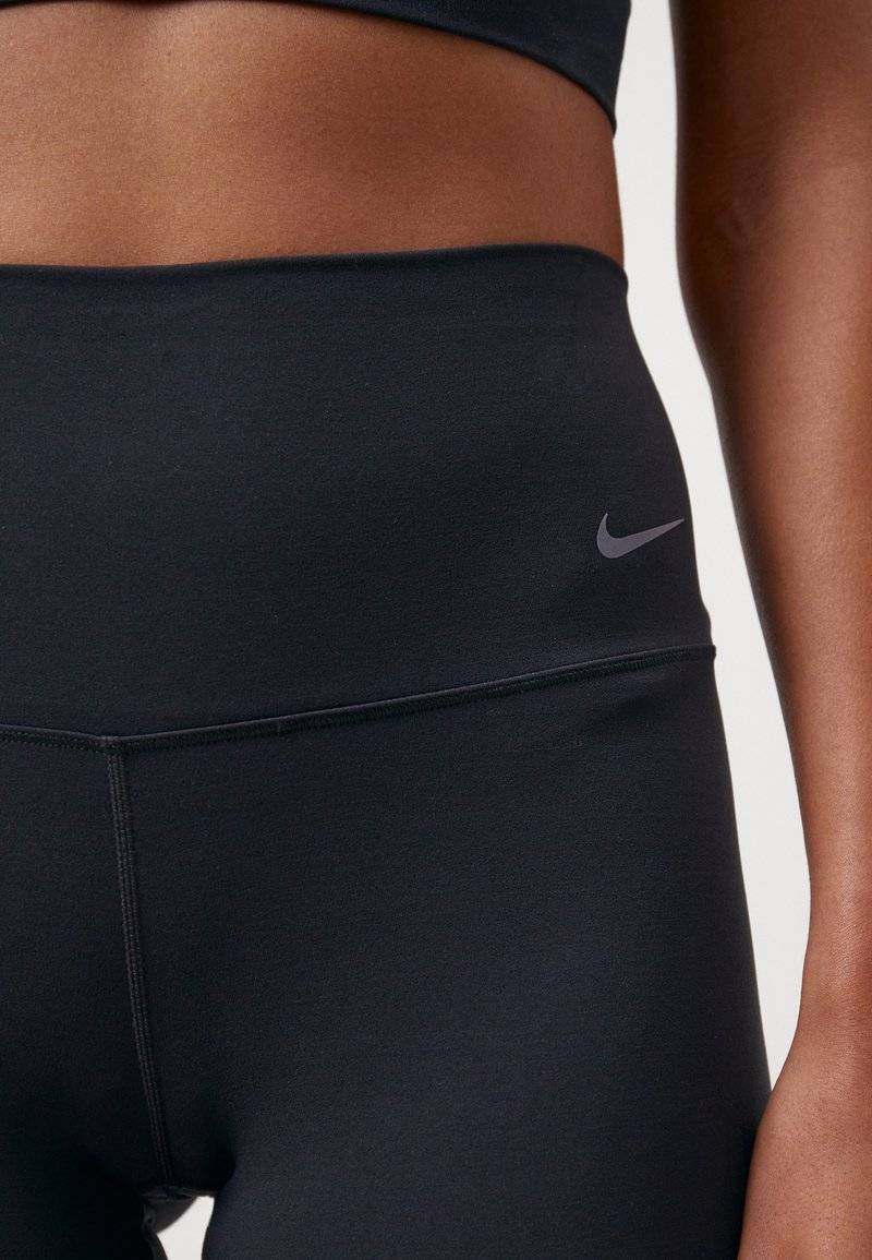 Nike Performance Nike Performance ZENVY SHORT - Leggings - black Kostenloser Versand international