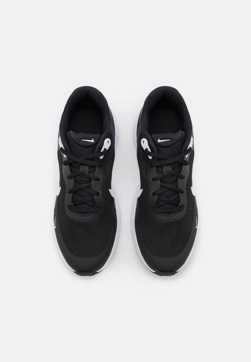 Nike Performance Nike Performance REVOLUTION 7 - Competition running shoes 2025