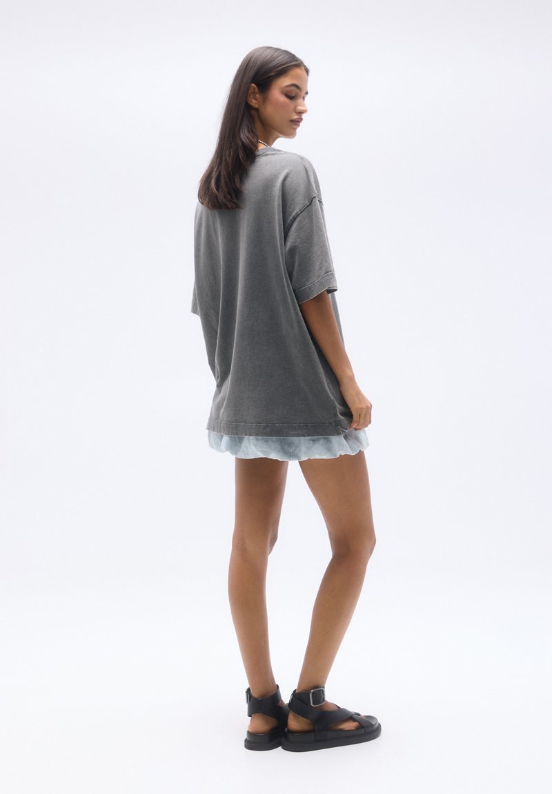 PULL&BEAR PULL&BEAR SHORT SLEEVE - Basic T-shirt - dark grey Begrenztes Angebot
