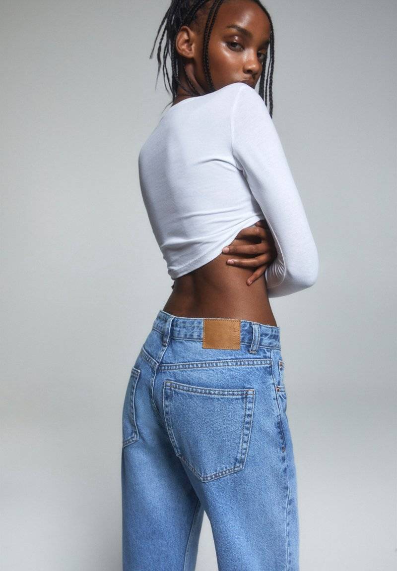 PULL&BEAR PULL&BEAR MID-WAIST - Straight leg jeans - blue denim Vatertagsangebot