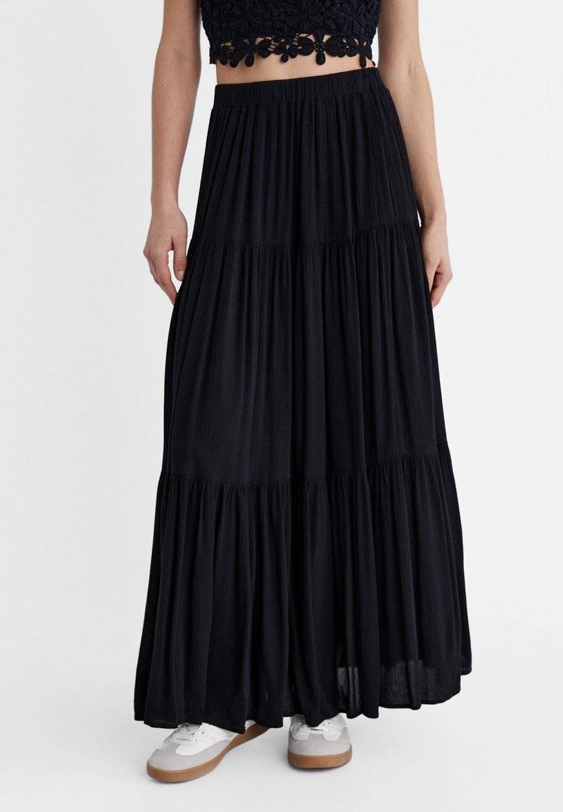 Stradivarius Stradivarius PEASANT - Maxi skirt - black Jubiläumsangebot