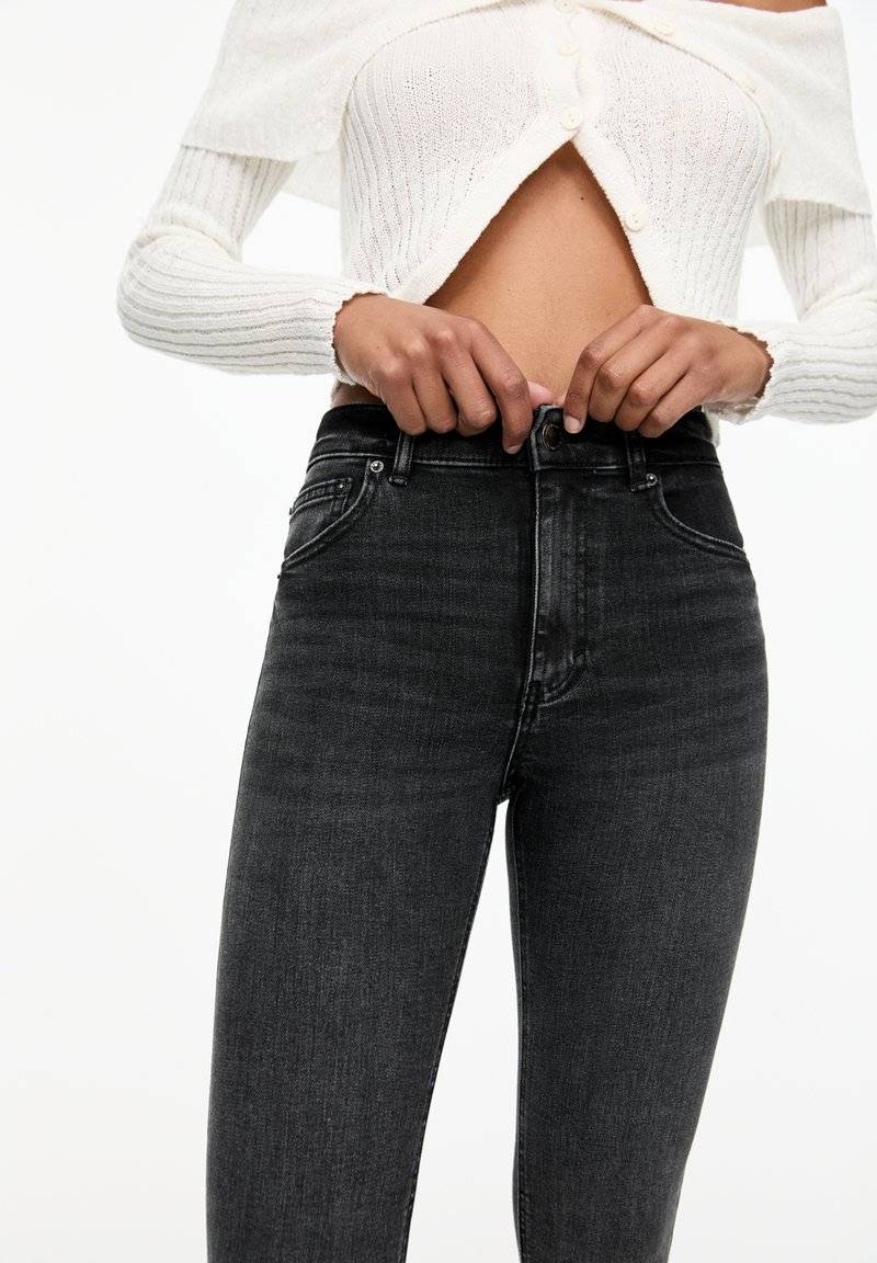 PULL&BEAR PULL&BEAR MID-RISE - Jeans Skinny Fit - grey Heißer Verkauf