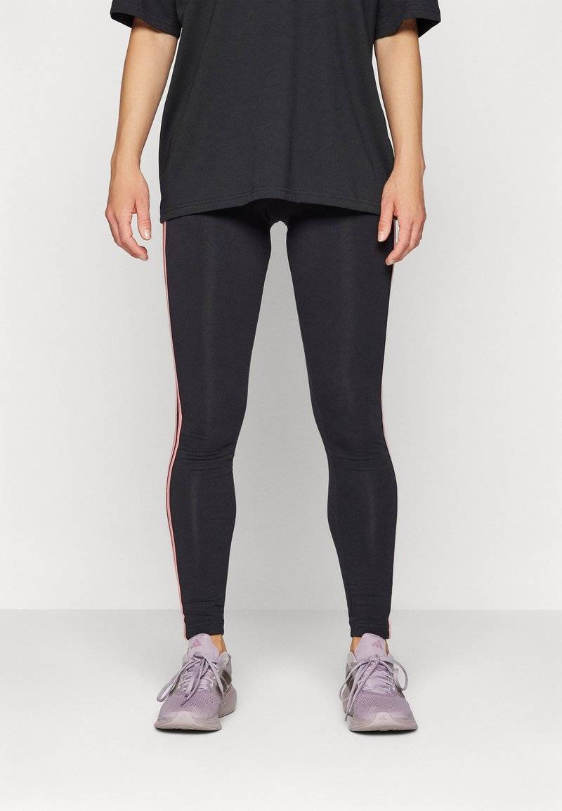 adidas Sportswear adidas Sportswear ESSENTIALS 3 STRIPES LEGGINGS - Leggings Hotsell