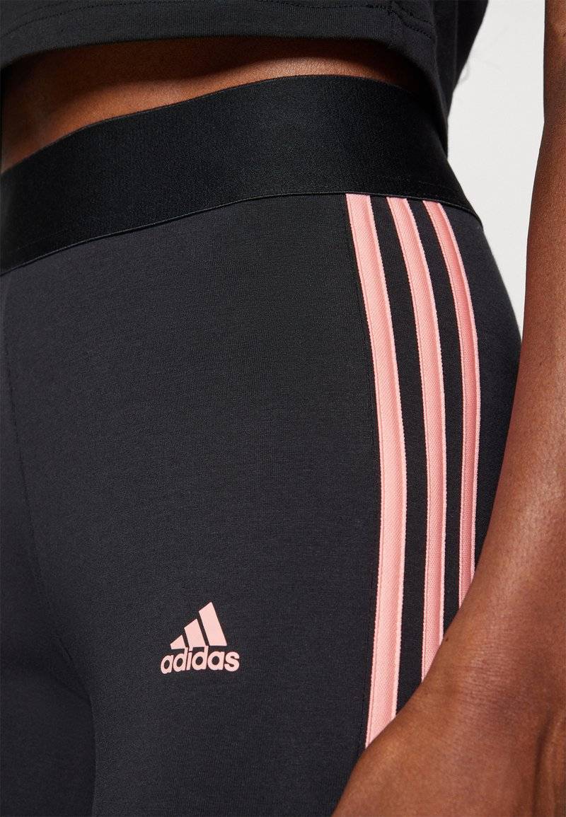 adidas Sportswear adidas Sportswear ESSENTIALS 3 STRIPES LEGGINGS - Leggings Hotsell