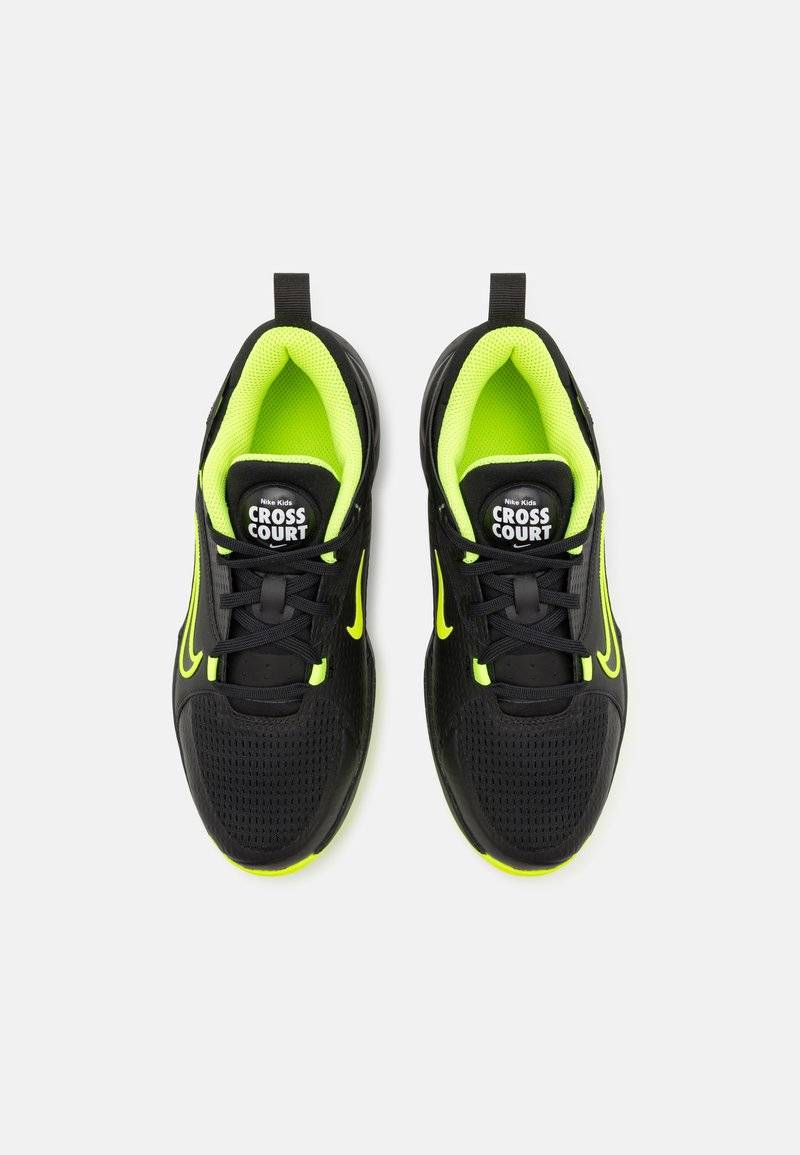 Nike Performance Nike Performance KIDS CROSSCOURT UNISEX - Competition running shoes Versandkostenfrei