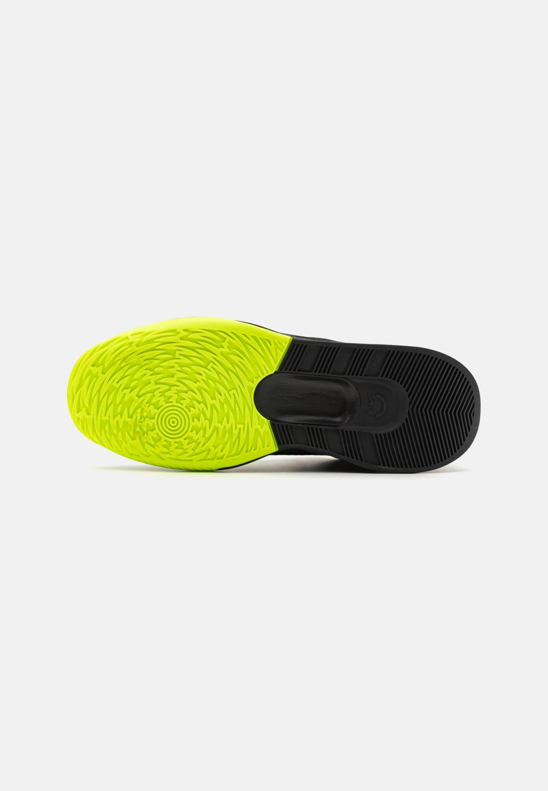 Nike Performance Nike Performance KIDS CROSSCOURT UNISEX - Competition running shoes Versandkostenfrei