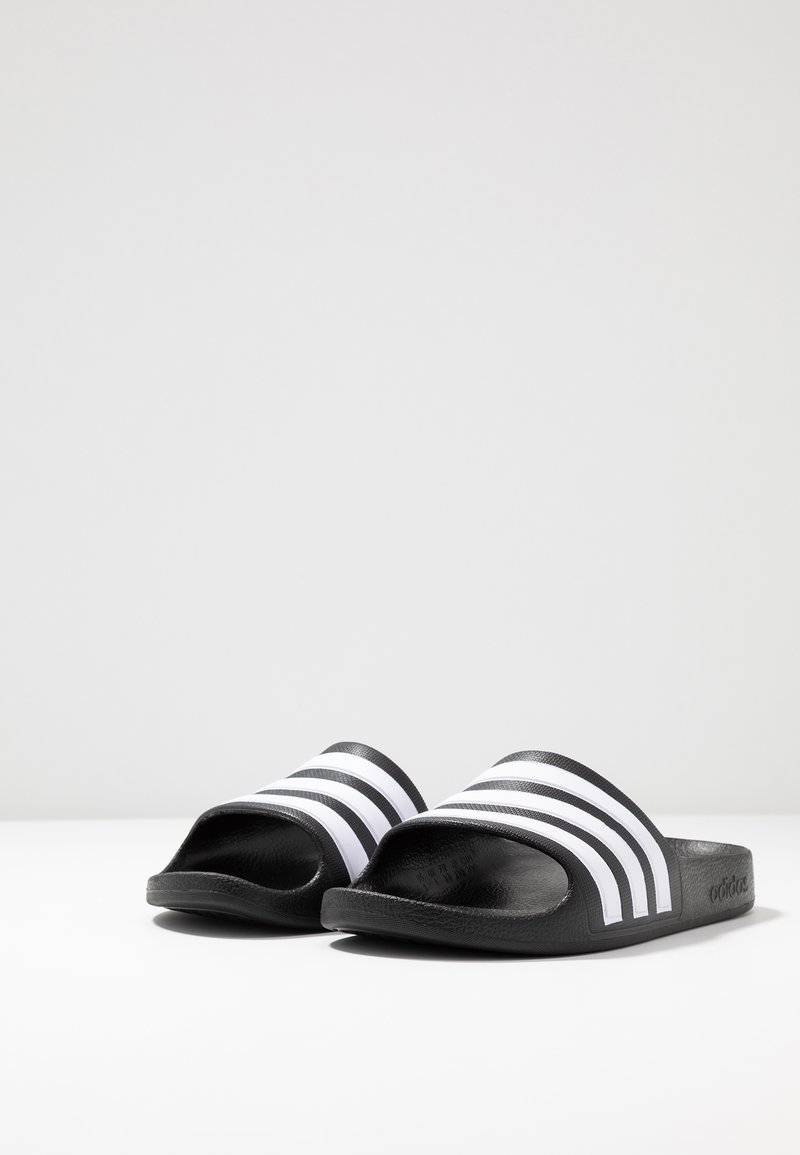 adidas Performance adidas Performance ADILETTE AQUA - Pool slides - core black Osterangebot