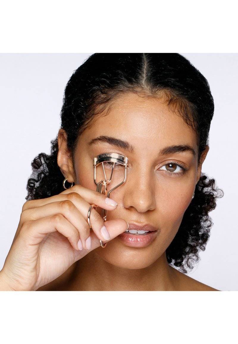 TWEEZERMAN TWEEZERMAN CURL 38° EYELASH CURLER - Eye makeup tool - champagner JETZT KAUFEN