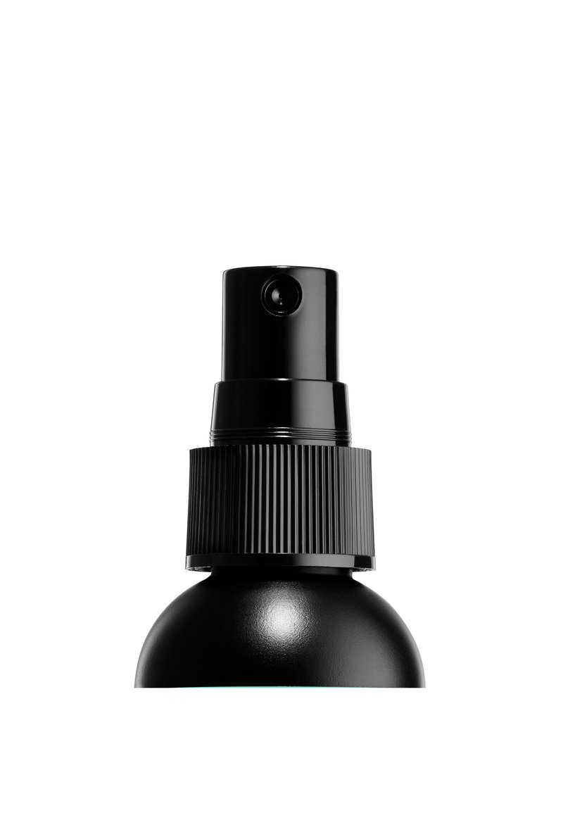 NYX Professional Makeup NYX Professional Makeup DEWY FINISH MAKEUP SETTING SPRAY - Setting spray & powder - 1 matte Bis zu 50% Rabatt