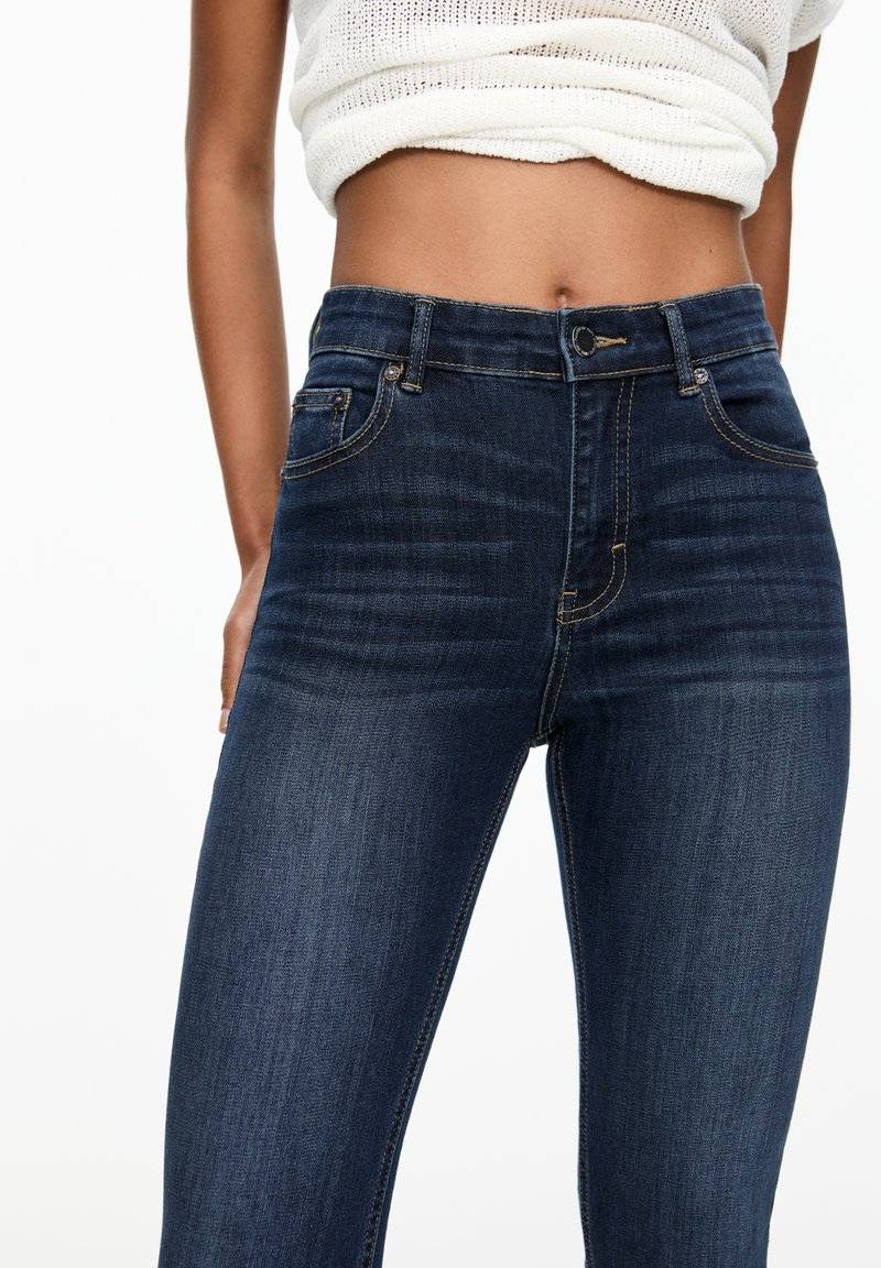 PULL&BEAR PULL&BEAR MID-RISE - Jeans Skinny Fit - dark blue Angebote