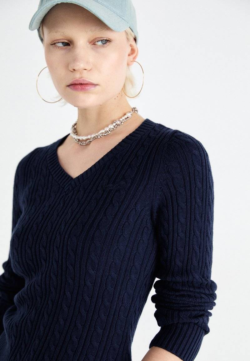 Hollister Co. Hollister Co. ICON CABLE V NECK - Jumper - navy blazer Schlussverkauf