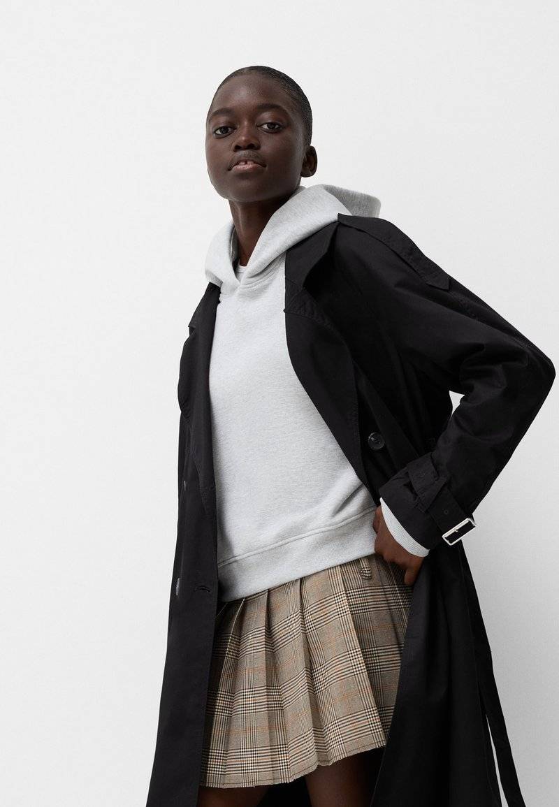 Bershka Bershka Trenchcoat - black Blitzverkäufe