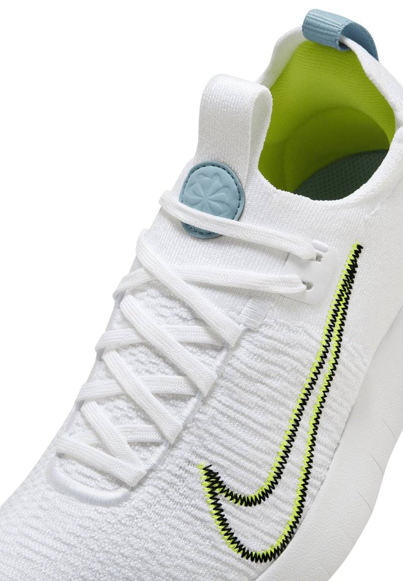 Nike Performance Nike Performance FREE RN FK NATURE - Minimalist running shoes - white denim turquoise cyber black Fabrik Onlineshop