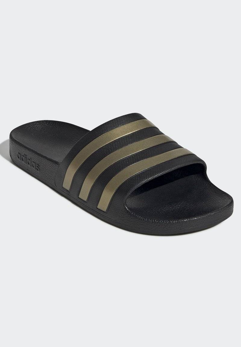 adidas Sportswear adidas Sportswear ADILETTE AQUA - Pool slides - core black gold met core black Black Friday