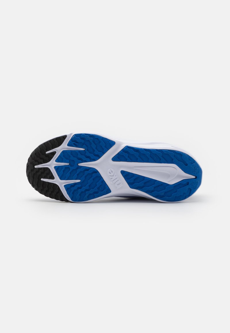 Nike Performance Nike Performance STAR RUNNER - Competition running shoes Online Outlet