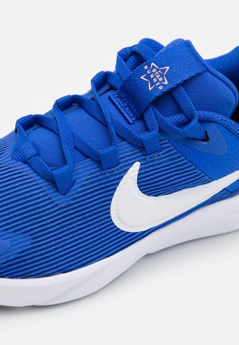 Nike Performance Nike Performance STAR RUNNER - Competition running shoes Online Outlet