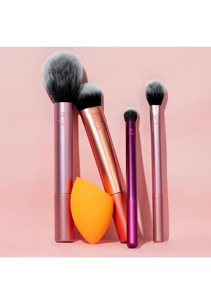 Real Techniques Real Techniques EVERYDAY ESSENTIALS SET - Makeup brush set Riesige Rabatte