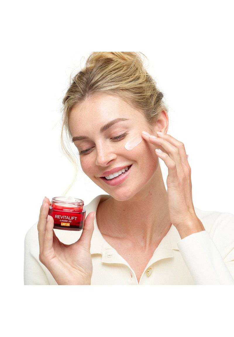 L'Oréal Paris Skin L'Oréal Paris Skin REVITALIFT LASER DAYCREAM LSF25 - Face cream Auslauf