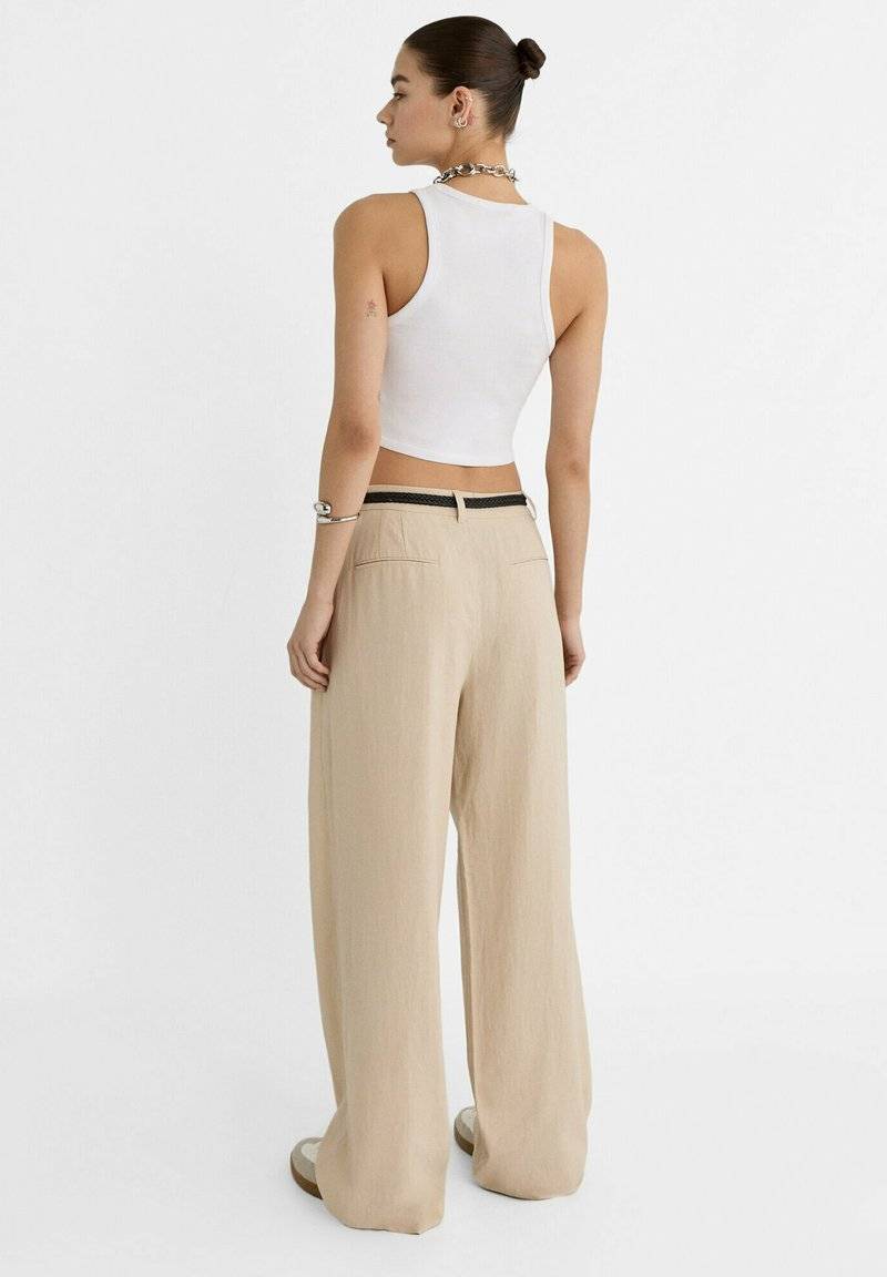 Stradivarius Stradivarius WITH BELT - Trousers - beige Fabrik Onlineshop