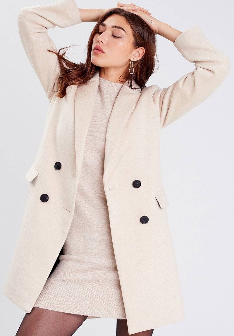 Cache Cache Cache Cache GERADER MIT KNÖPFEN - Classic coat - beige Sonderangebot